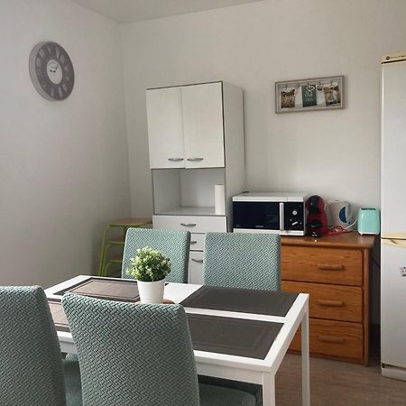 Appartement Ensoleille Palaiseau Exteriör bild